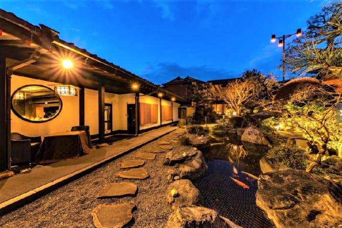 夏期限定で伊豆の海宿で住み込みアルバイト‼️部屋無料！3食お